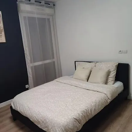 Grand T2 Avec Jardin Et Parking Proche Paris Et