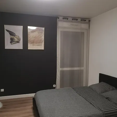 Grand T2 Avec Jardin Et Parking Proche Paris Et *