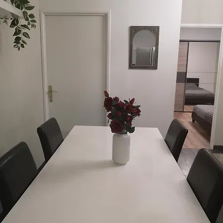 아파트 Grand T2 Avec Jardin Et Parking Proche Paris Et